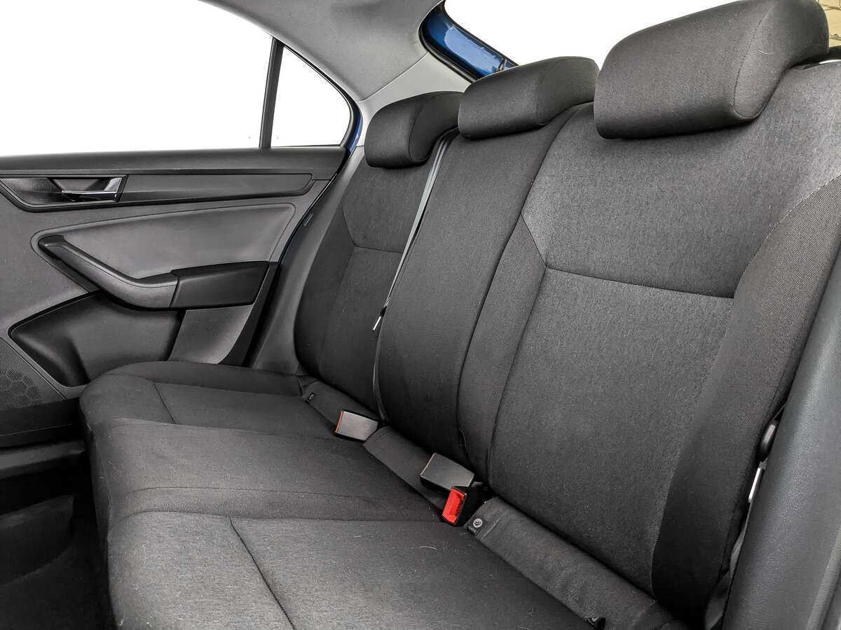 Б/У Шкода Рапид 2019 года. Фото: #13