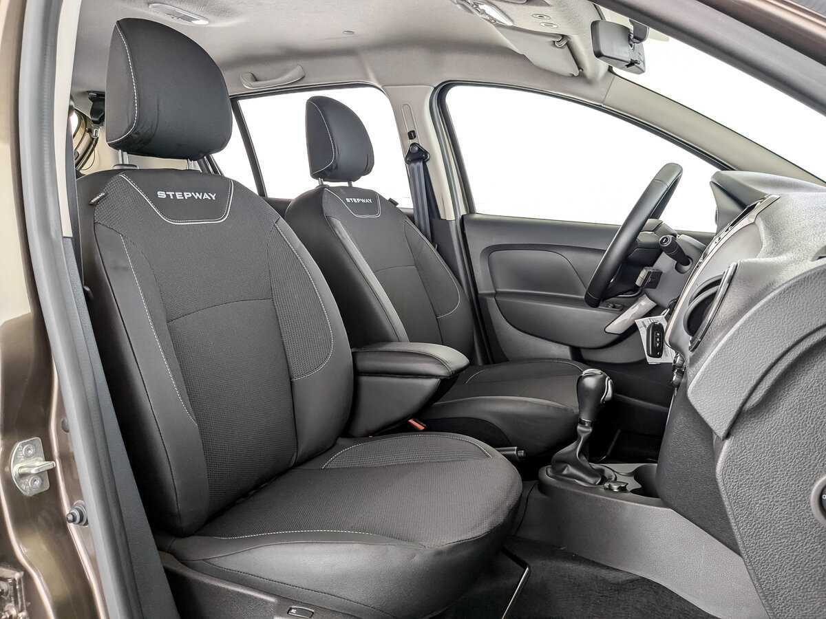 Б/У Рено Сандеро 2021 года. Фото: #18