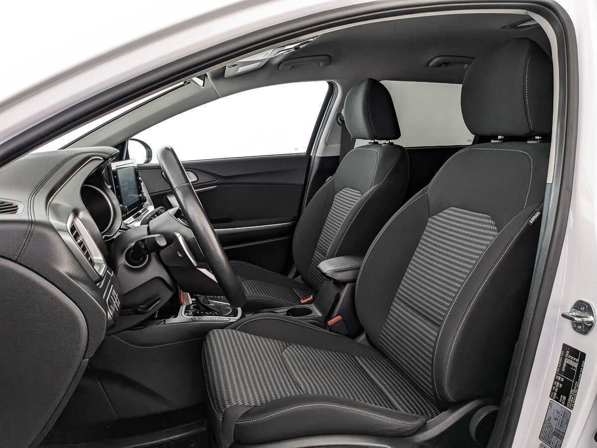Kia Ceed 2022 года с пробегом. Фото: #15