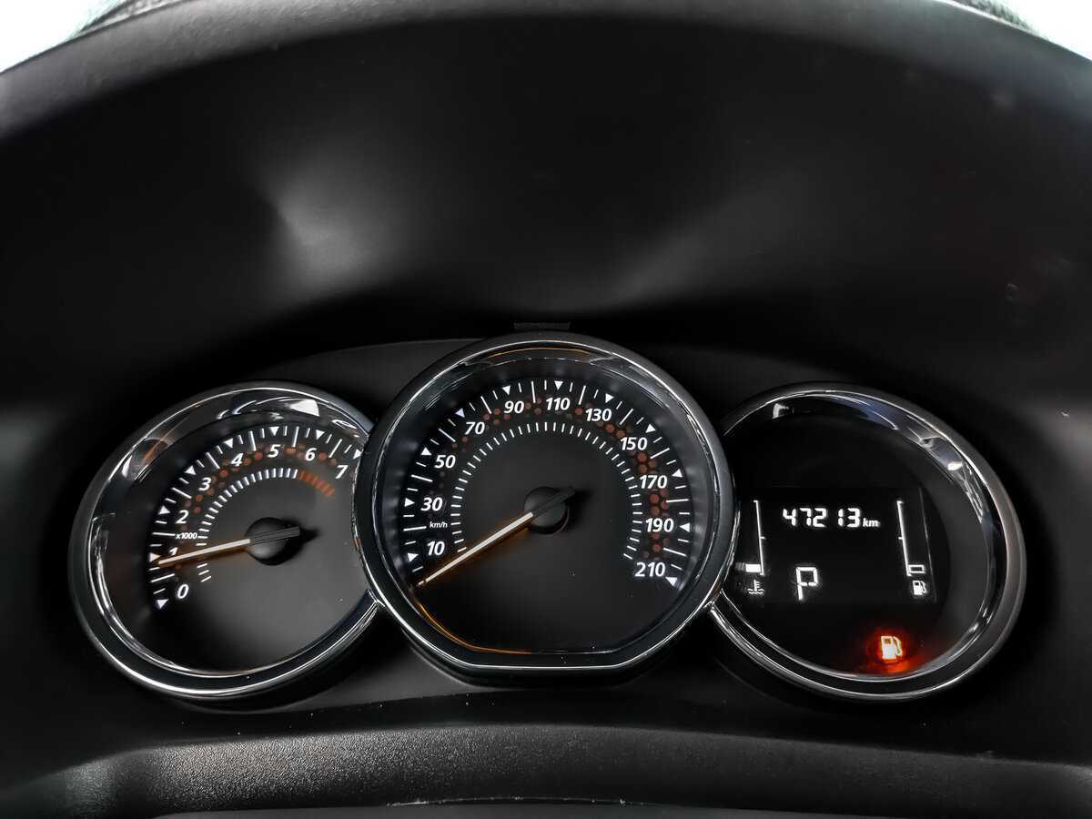 Б/У Рено Сандеро 2019 года. Фото: #11