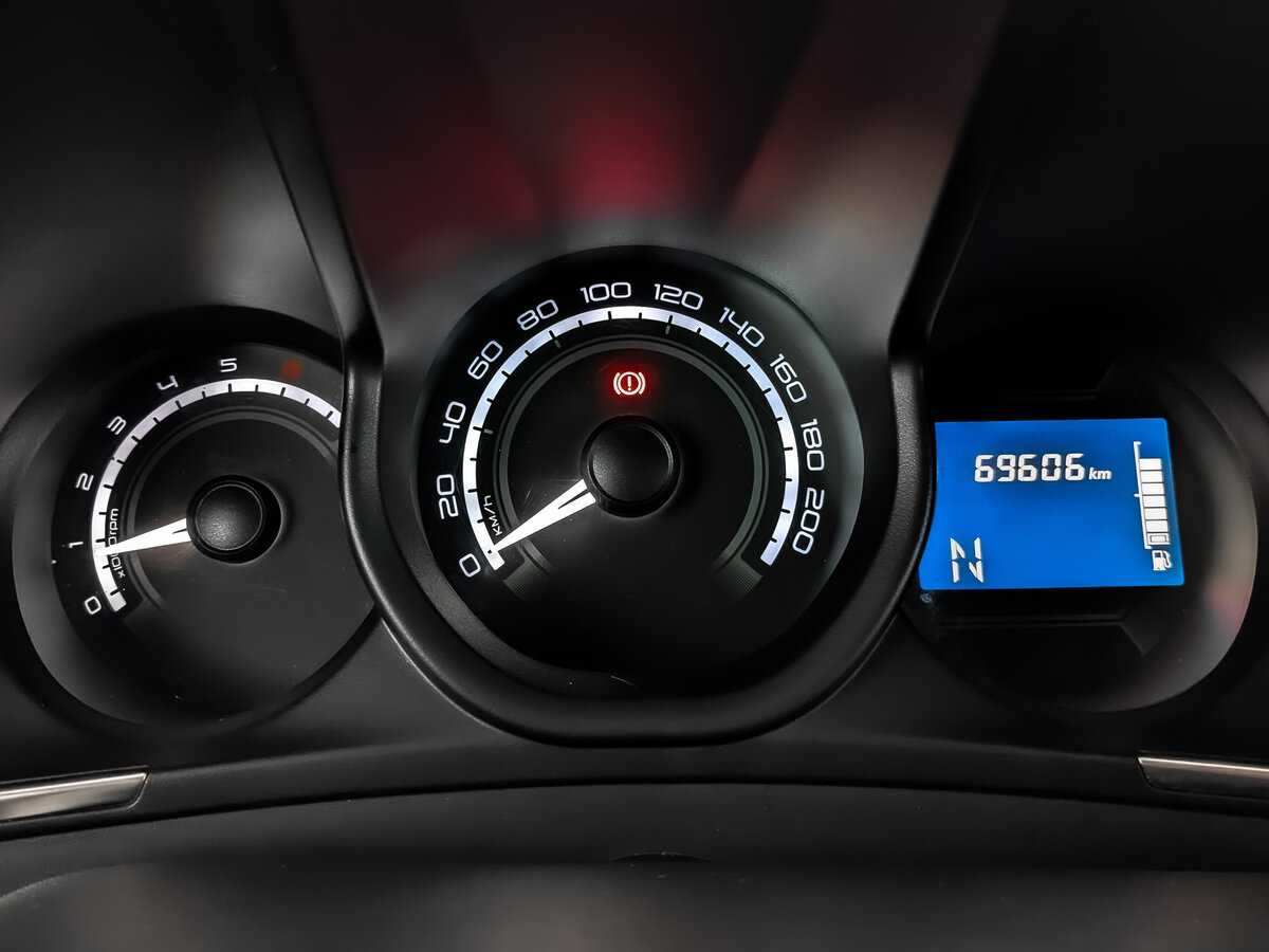 Б/У Лада (ВАЗ) ИКСРЭЙ 2016 года. Фото: #11