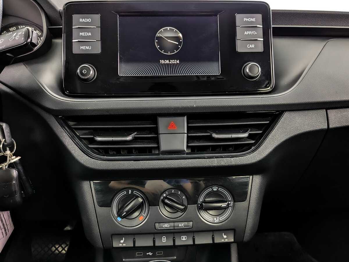 Б/У Шкода Рапид 2020 года. Фото: #12