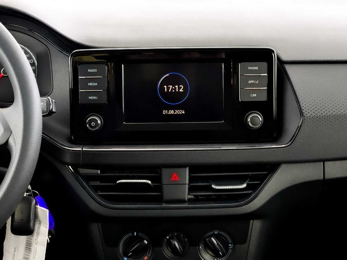 Б/У Фольксваген Поло 2020 года. Фото: #12