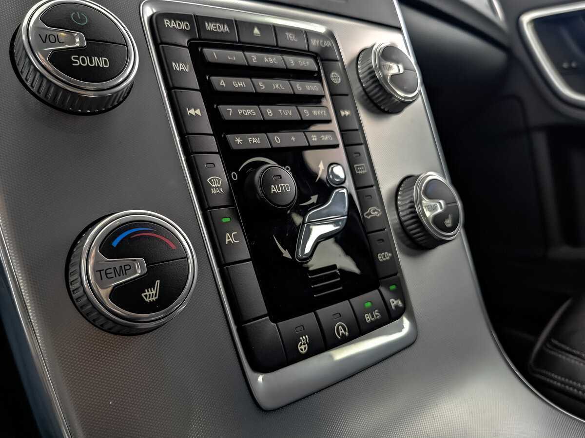 Б/У Вольво С60 2017 года. Фото: #15