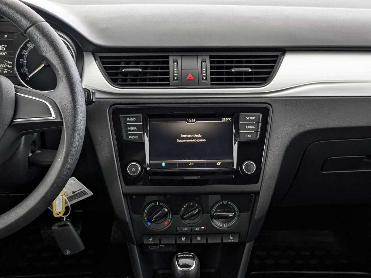 Б/У Шкода Рапид 2019 года. Фото: #12