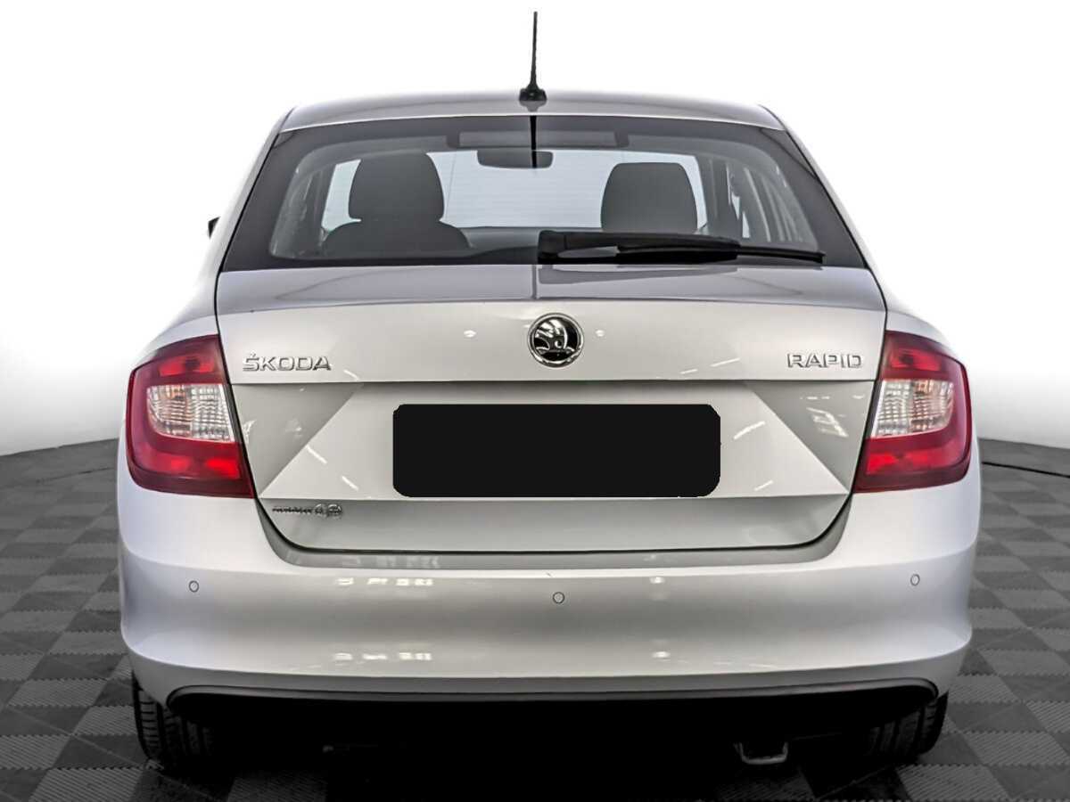 Б/У Шкода Рапид 2018 года. Фото: #5