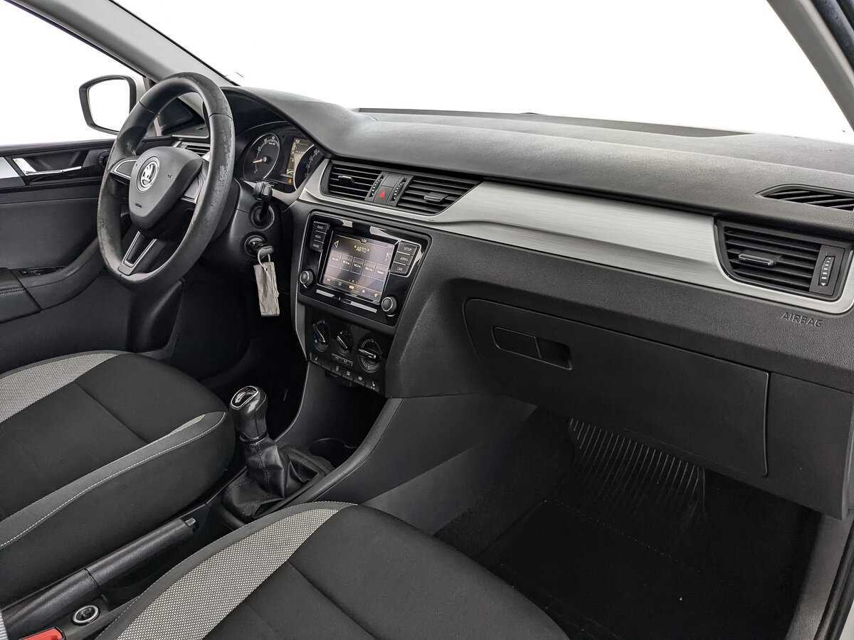 Б/У Шкода Рапид 2019 года. Фото: #8