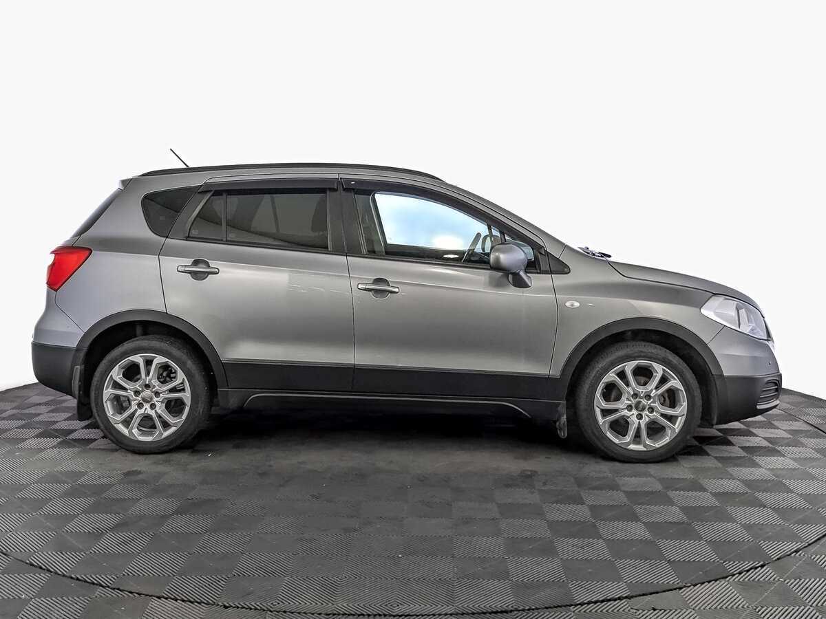 Б/У Сузуки С-Икс4 2014 года. Фото: #3