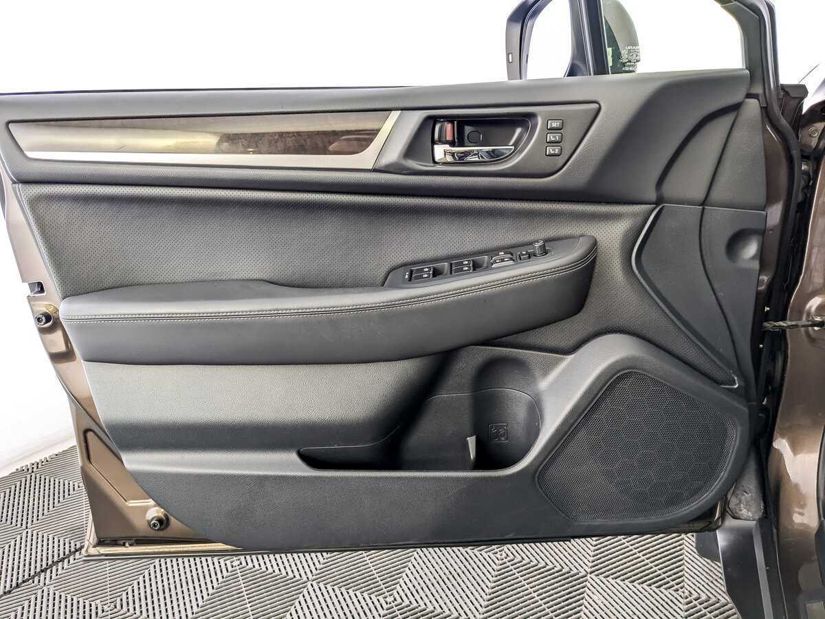 Subaru Outback 2017 года с пробегом. Фото: #12