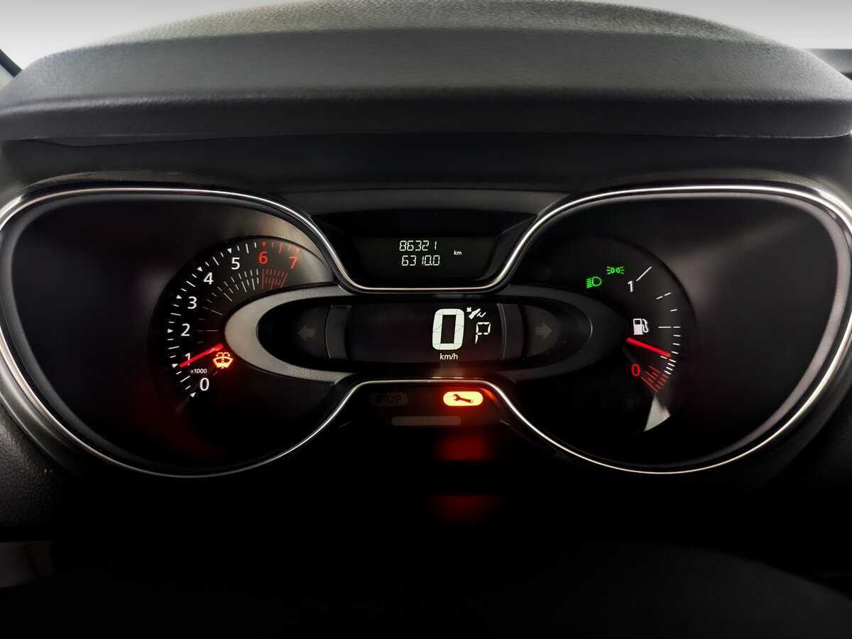 Б/У Рено Каптюр 2021 года. Фото: #10