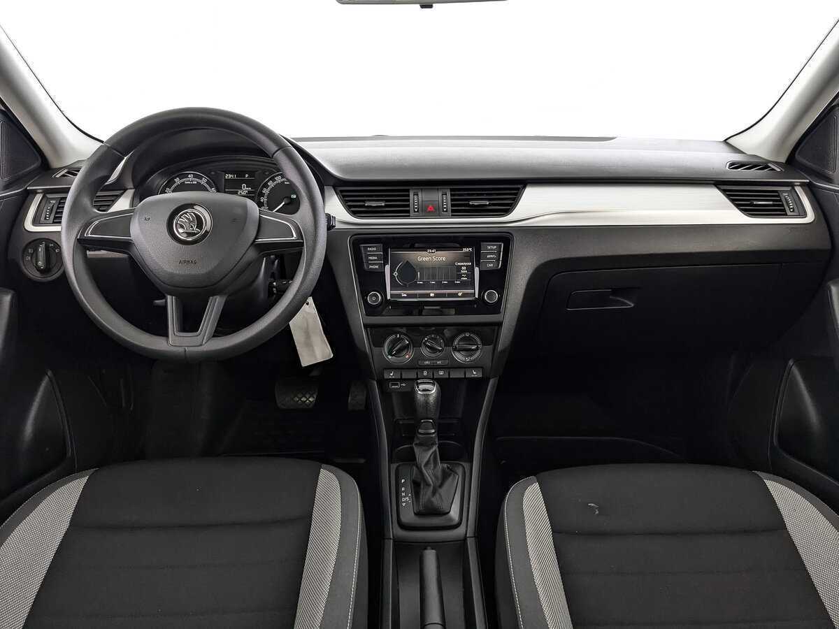 Б/У Шкода Рапид 2019 года. Фото: #9