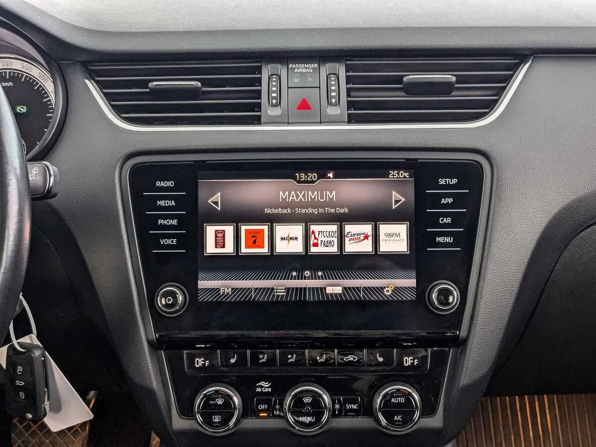 Б/У Шкода Октавия 2020 года. Фото: #12