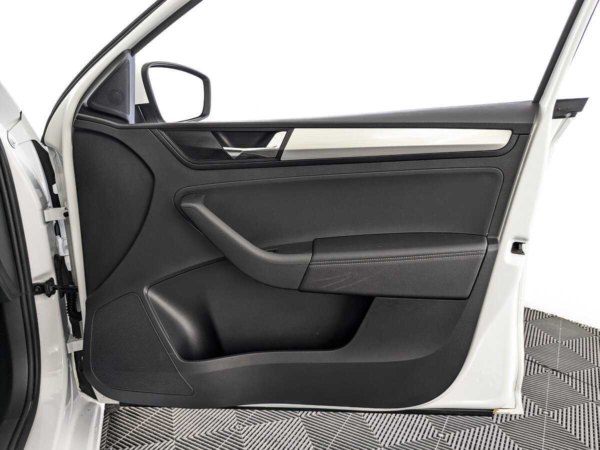 Б/У Шкода Рапид 2019 года. Фото: #20