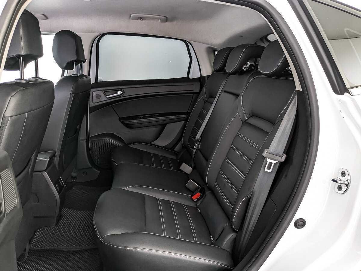 Б/У Рено Аркана 2019 года. Фото: #13