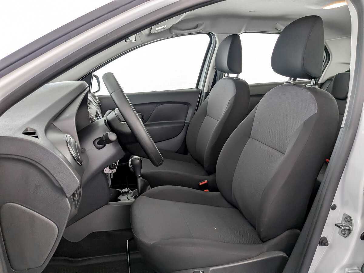 Б/У Рено Логан 2021 года. Фото: #15