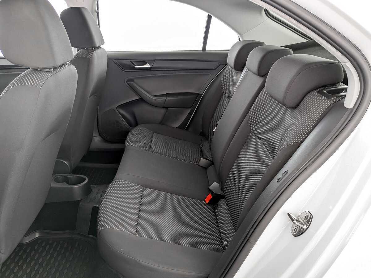 Б/У Фольксваген Поло 2020 года. Фото: #9