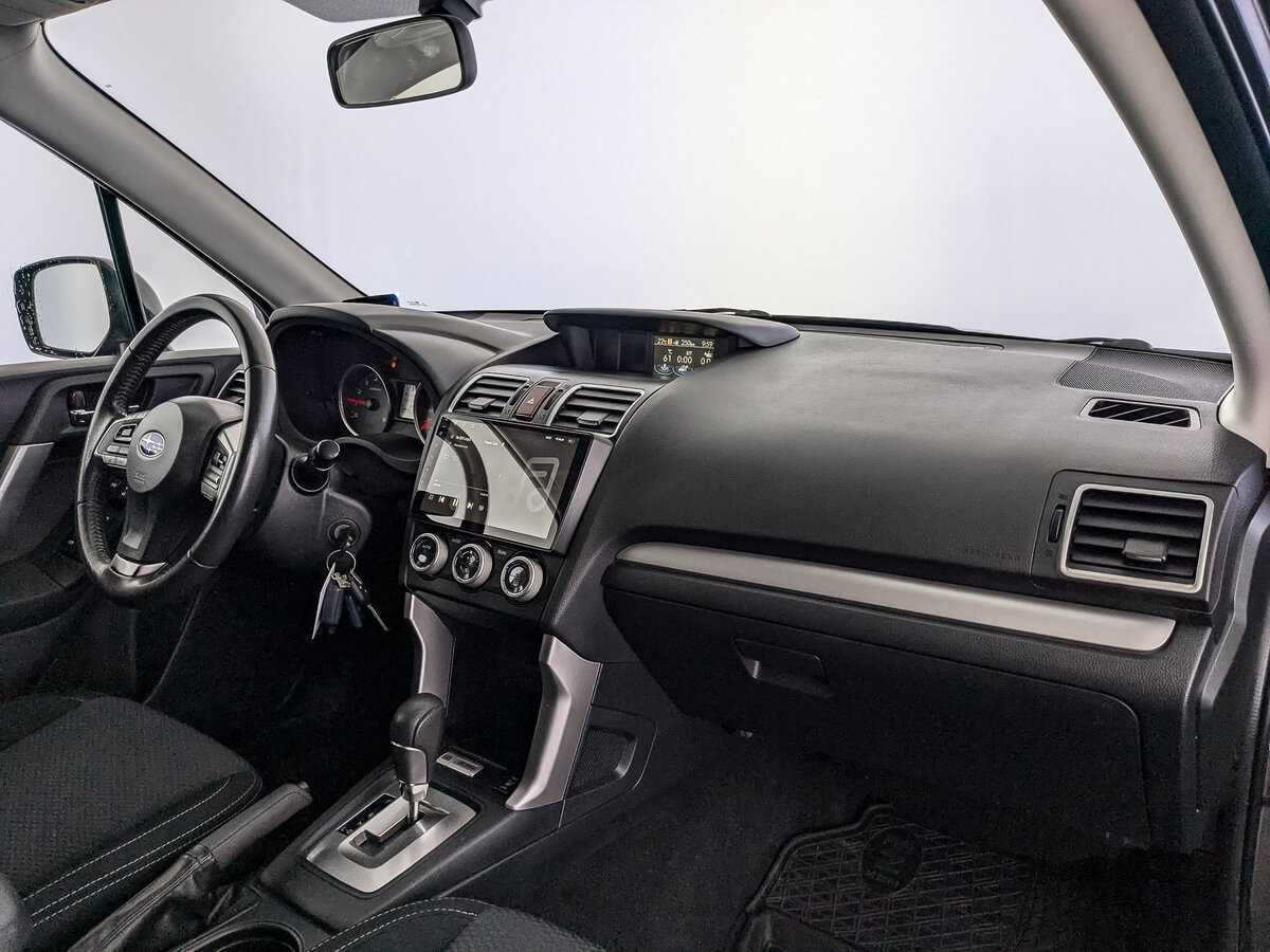 Б/У Субару Форестер 2015 года. Фото: #8