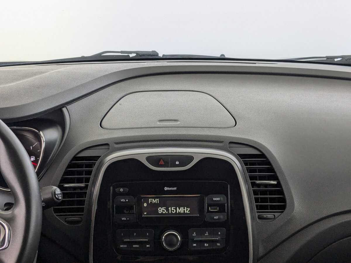 Б/У Рено Каптюр 2020 года. Фото: #12