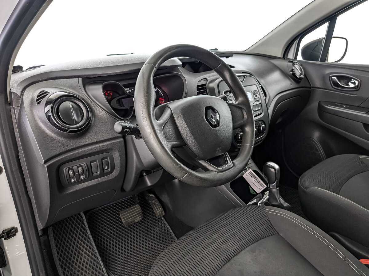 Б/У Рено Каптюр 2018 года. Фото: #10