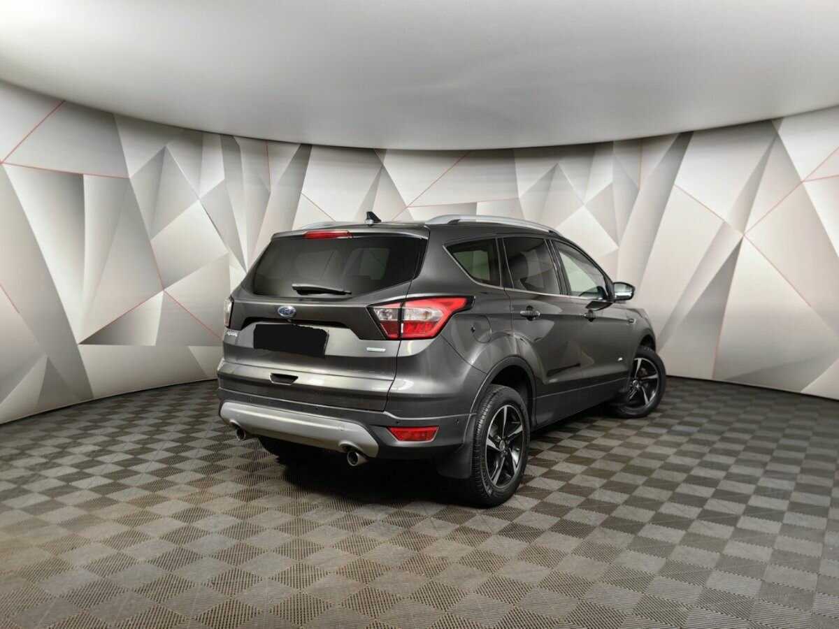 Ford Kuga 2017 года с пробегом. Фото: #1