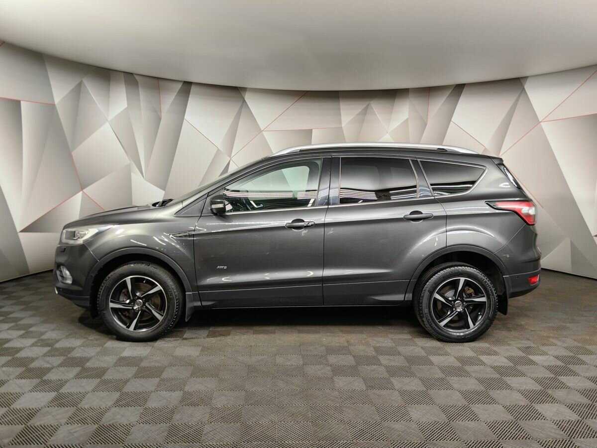 Ford Kuga 2017 года с пробегом. Фото: #4