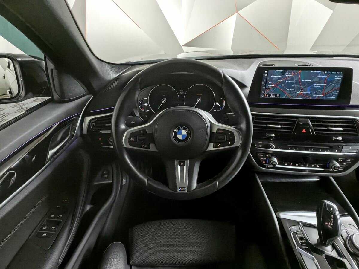 BMW 5 серии 2017 года с пробегом. Фото: #12