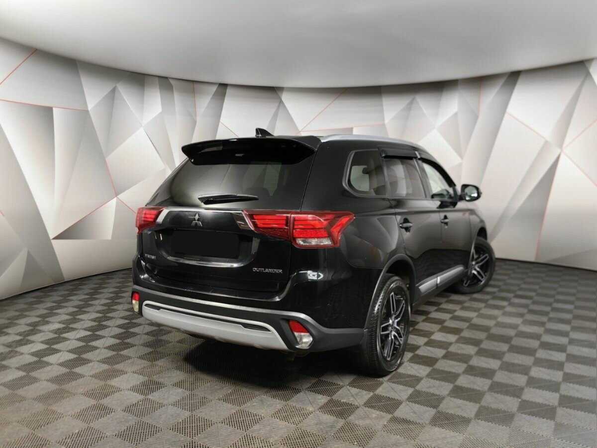 Mitsubishi Outlander 2019 года с пробегом. Фото: #1