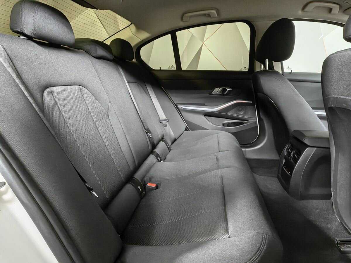 BMW 3 серии 2020 года с пробегом. Фото: #11