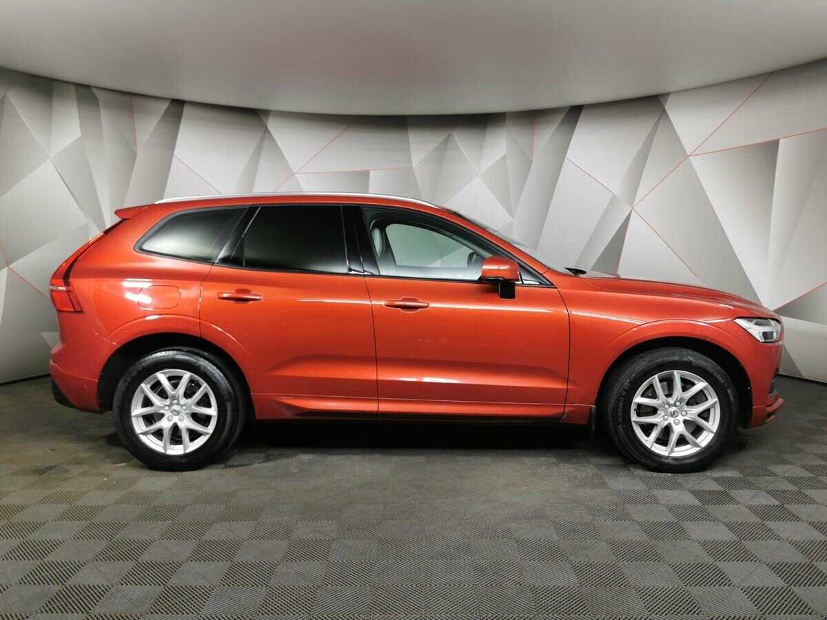 Volvo XC60 2018 года с пробегом. Фото: #5