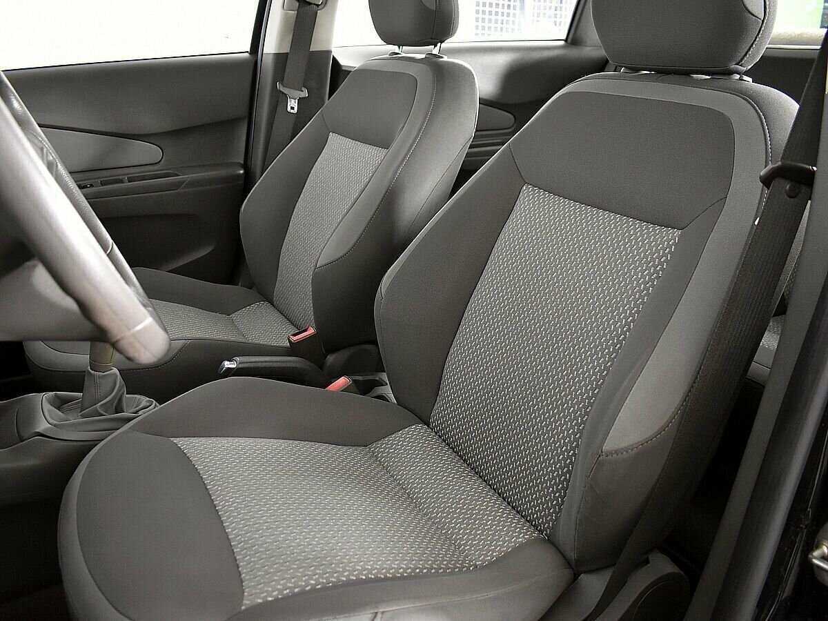 Б/У Шевроле Кобальт 2013 года. Фото: #5