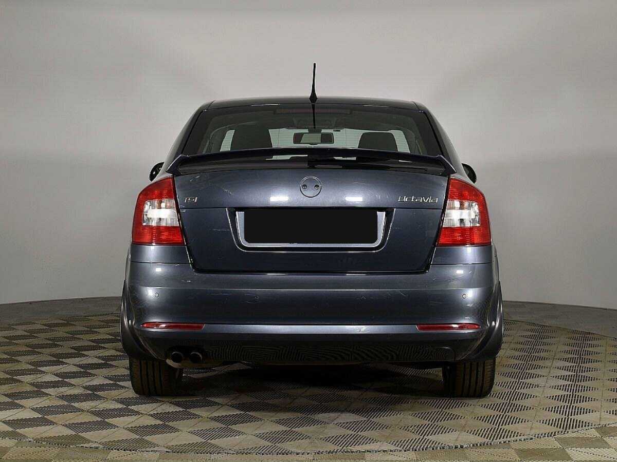 Б/У Шкода Октавия 2013 года. Фото: #3