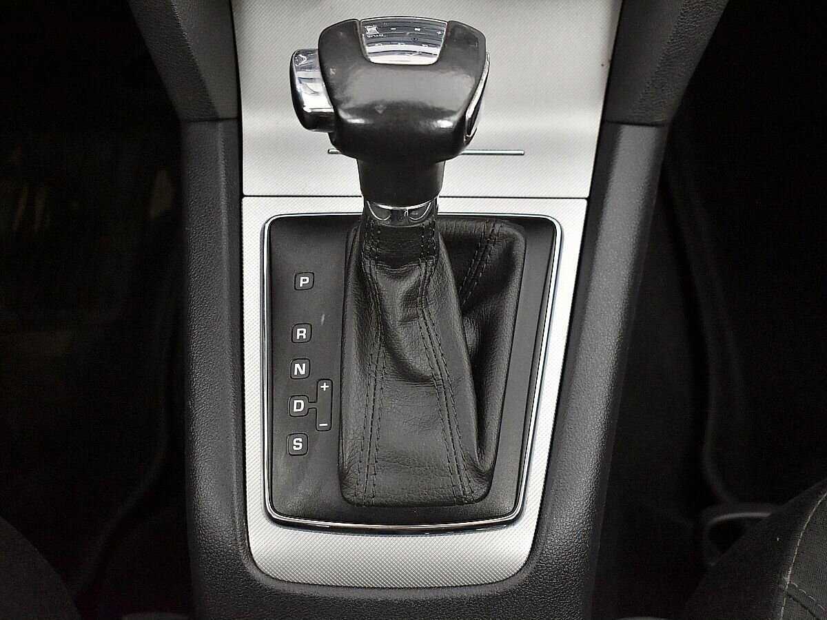 Б/У Шкода Октавия 2013 года. Фото: #13