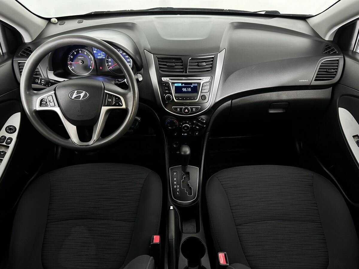 Б/У Хендай Солярис 2015 года. Фото: #8