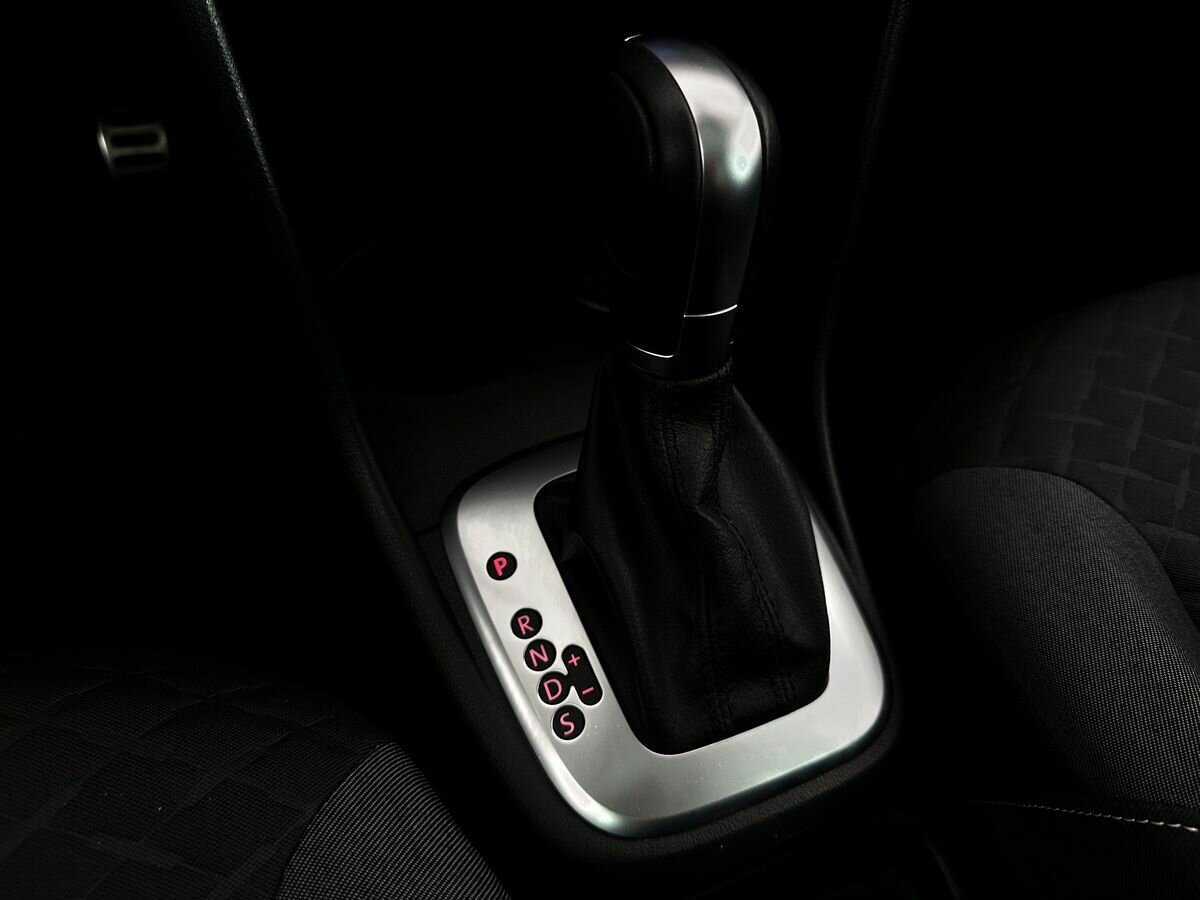 Б/У Фольксваген Поло 2018 года. Фото: #12