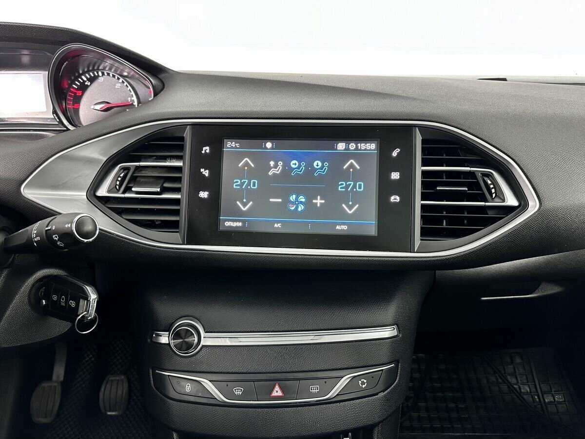 Б/У Пежо 308 2018 года. Фото: #10