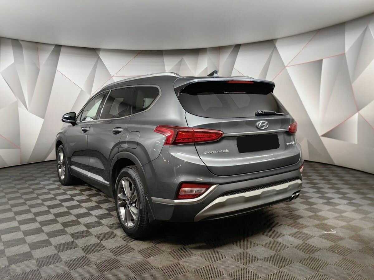 Hyundai Santa Fe 2018 года с пробегом. Фото: #3