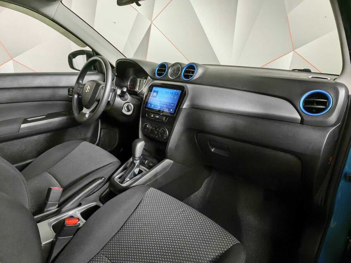 Б/У Сузуки Витара 2018 года. Фото: #8