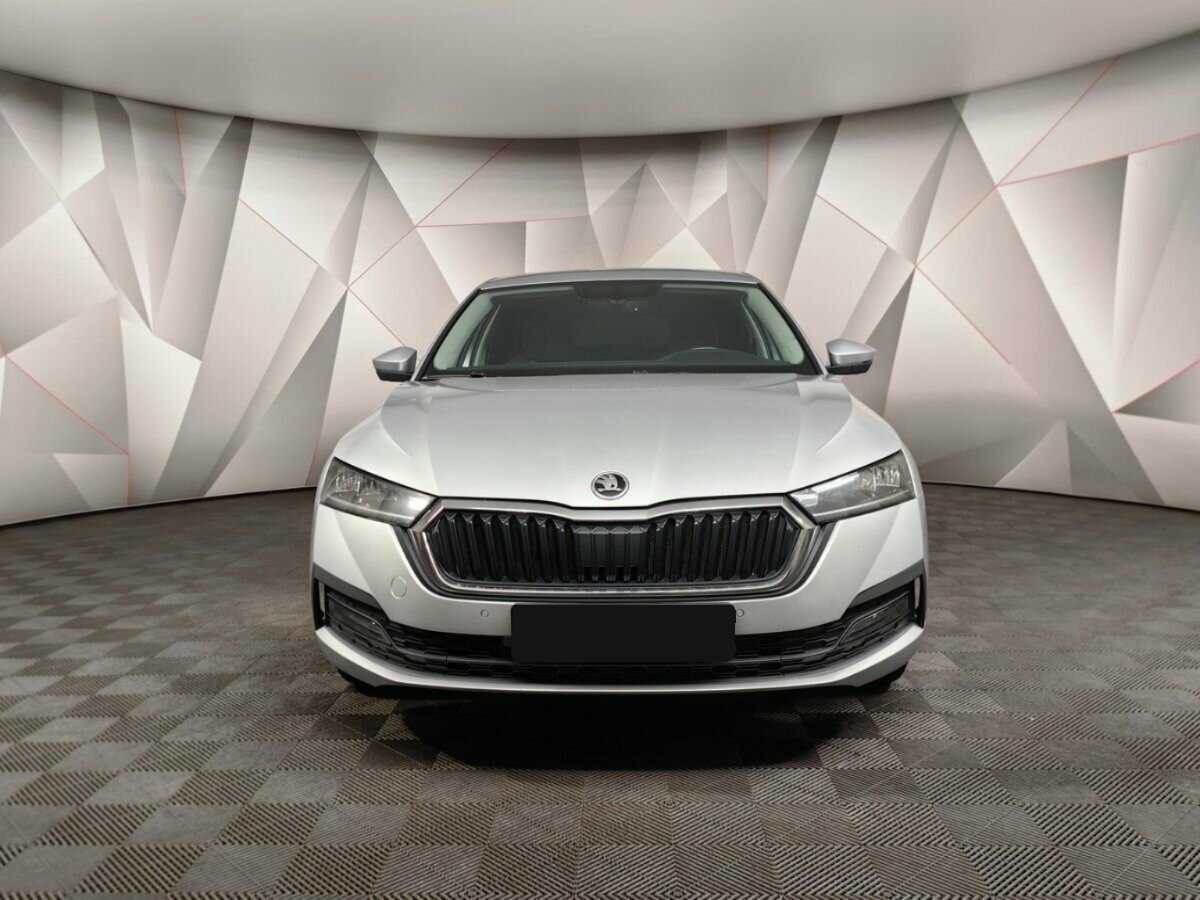 Skoda Octavia 2021 года с пробегом. Фото: #6