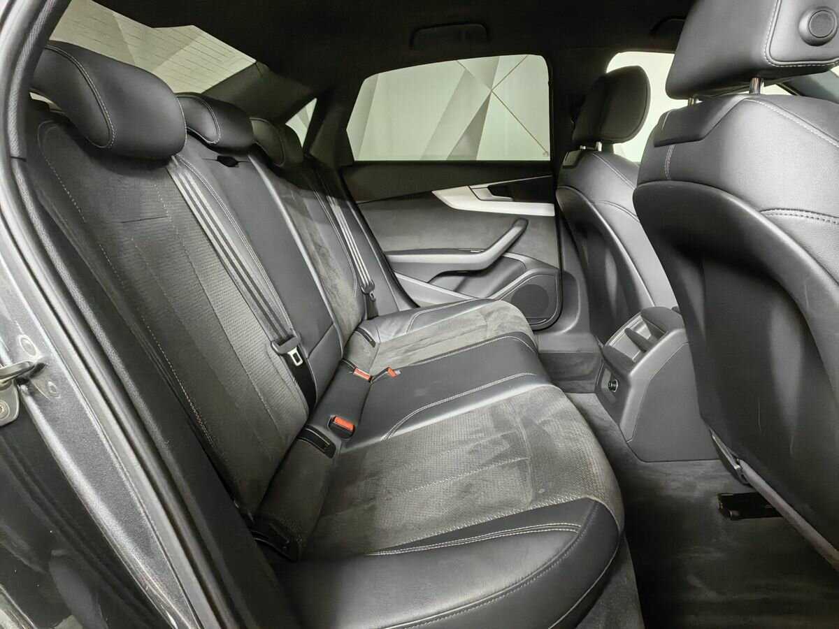 Audi A4 2017 года с пробегом. Фото: #11
