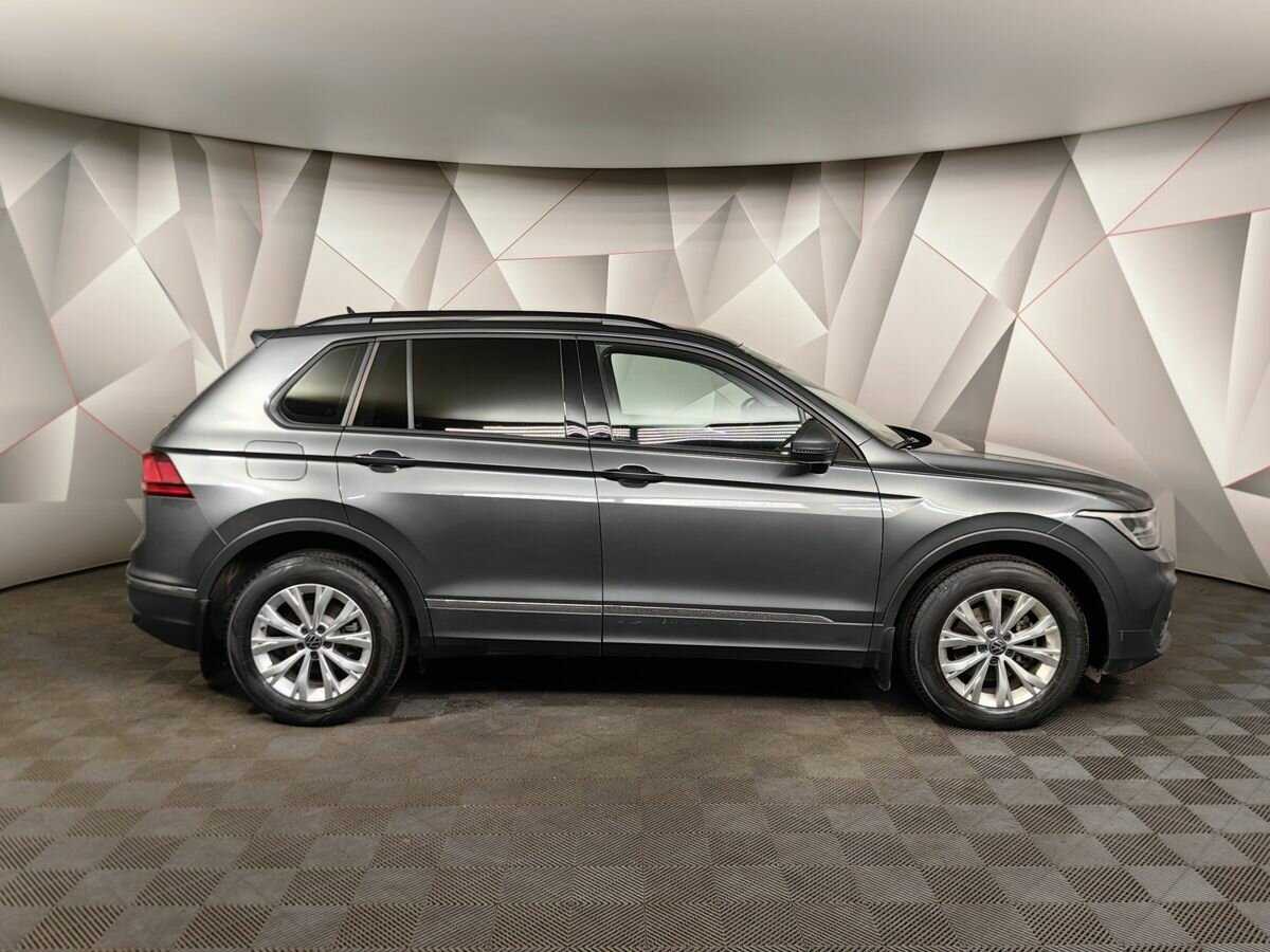 Volkswagen Tiguan 2021 года с пробегом. Фото: #5