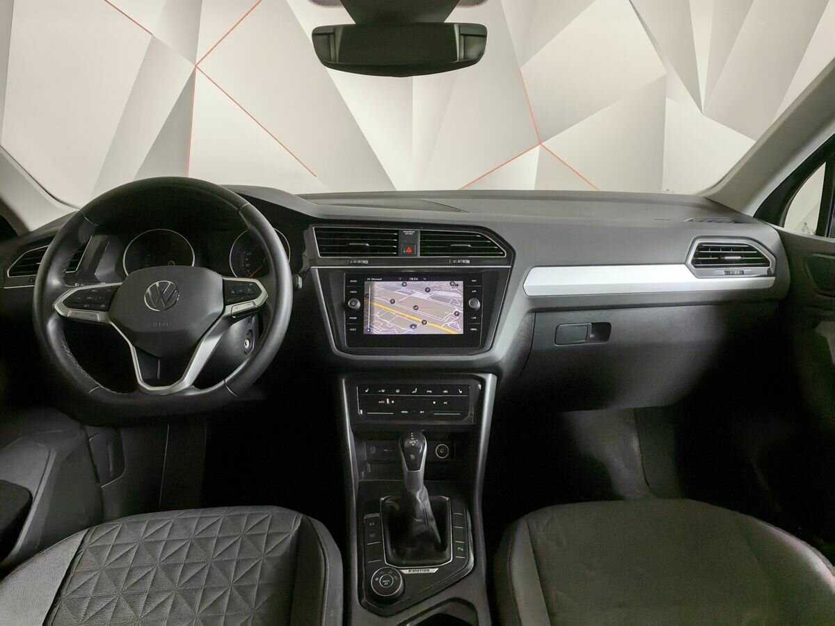 Volkswagen Tiguan 2021 года с пробегом. Фото: #9