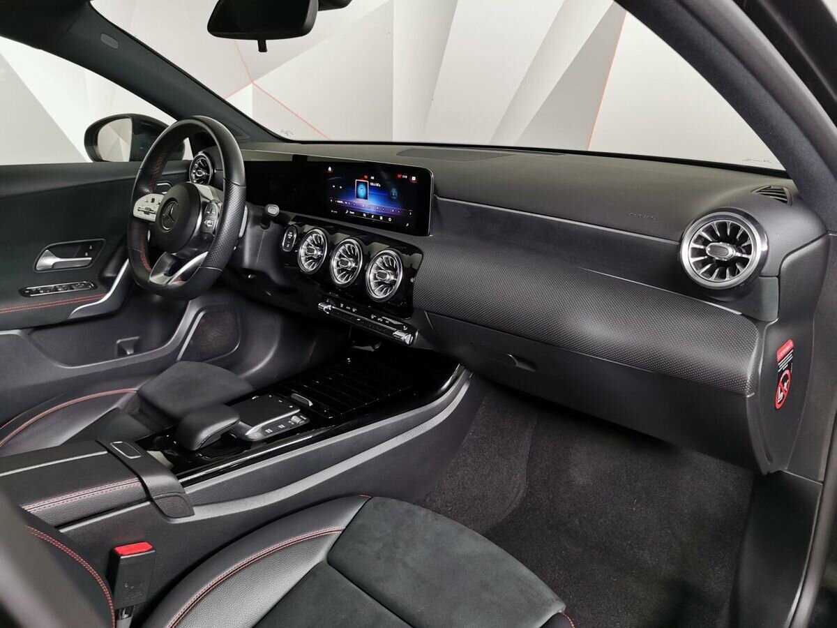 Mercedes-Benz A-Класс 2021 года с пробегом. Фото: #8