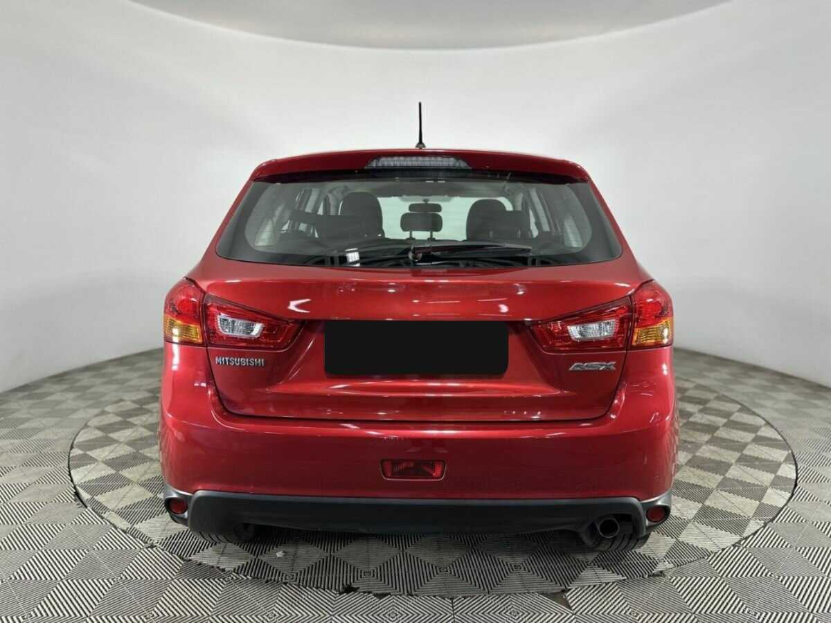 Б/У Митсубиши АС-Икс 2013 года. Фото: #2