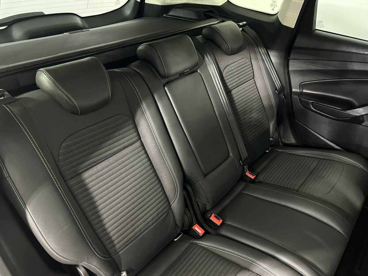 Б/У Форд Куга 2018 года. Фото: #12