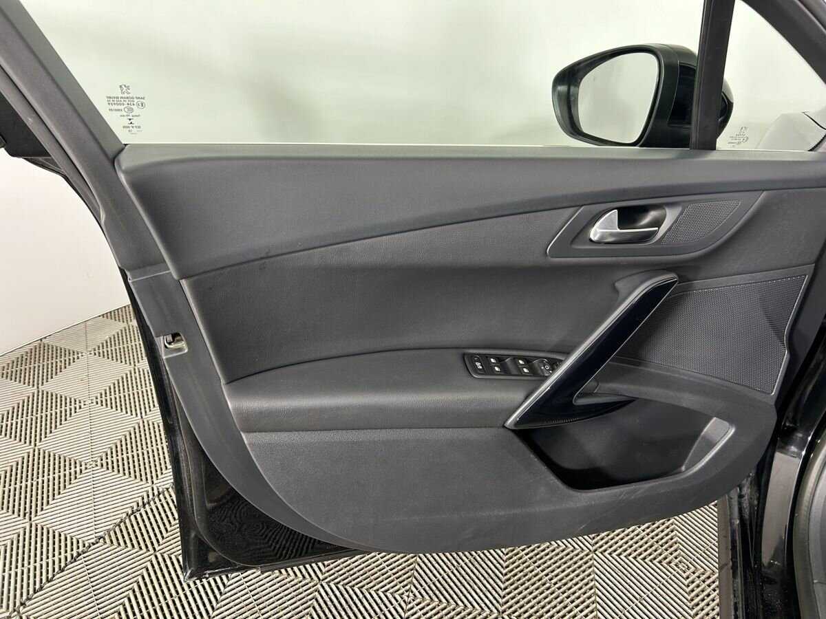 Б/У Пежо 508 2013 года. Фото: #7