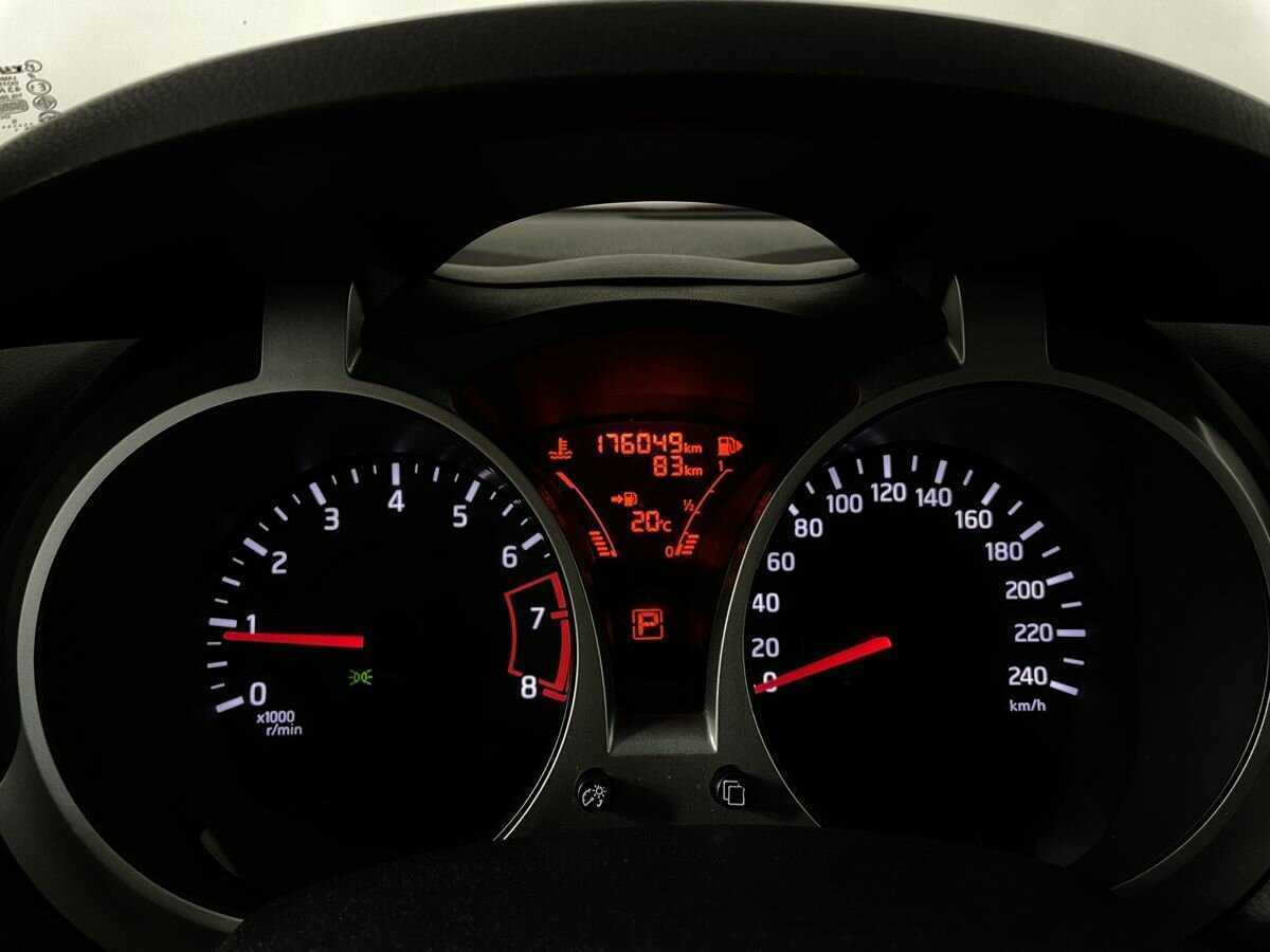 Б/У Ниссан Жук 2014 года. Фото: #10