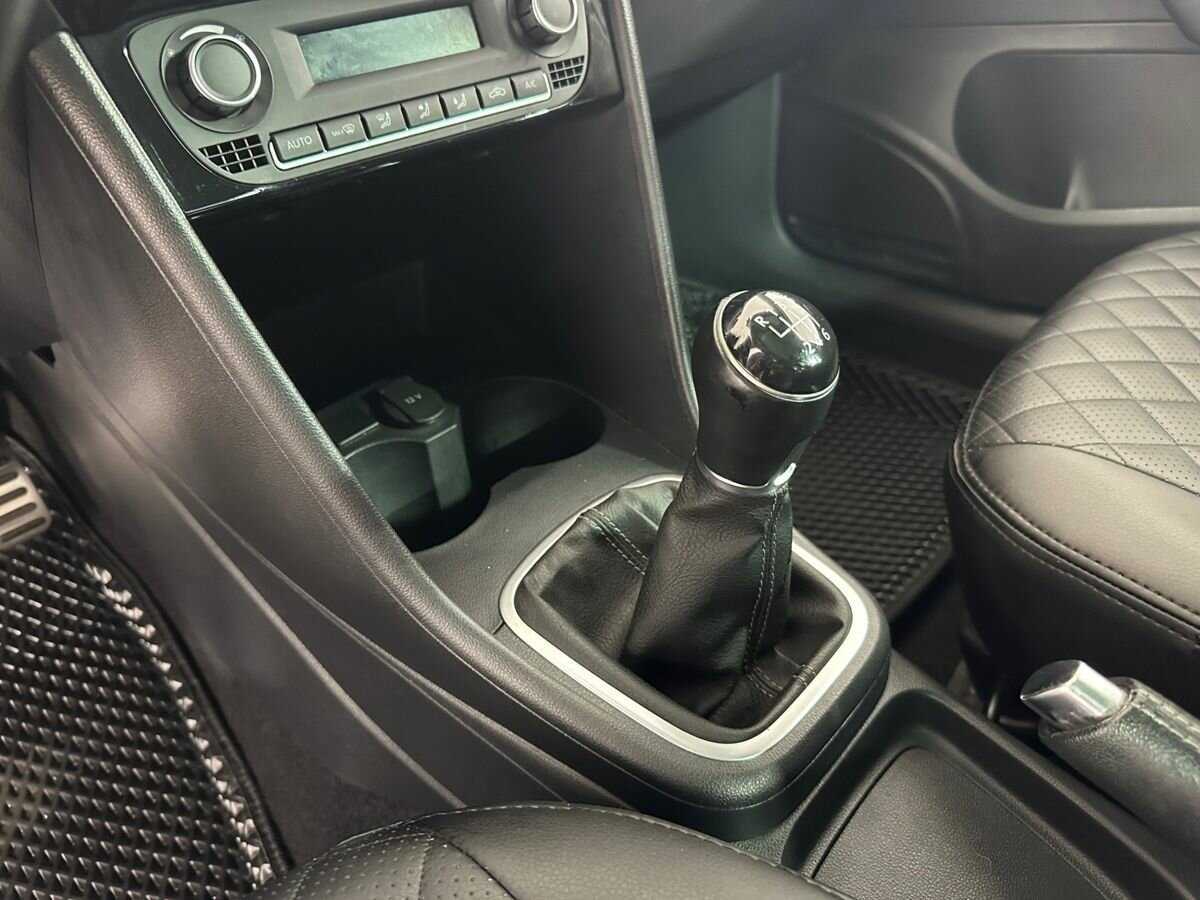 Б/У Фольксваген Поло 2018 года. Фото: #12