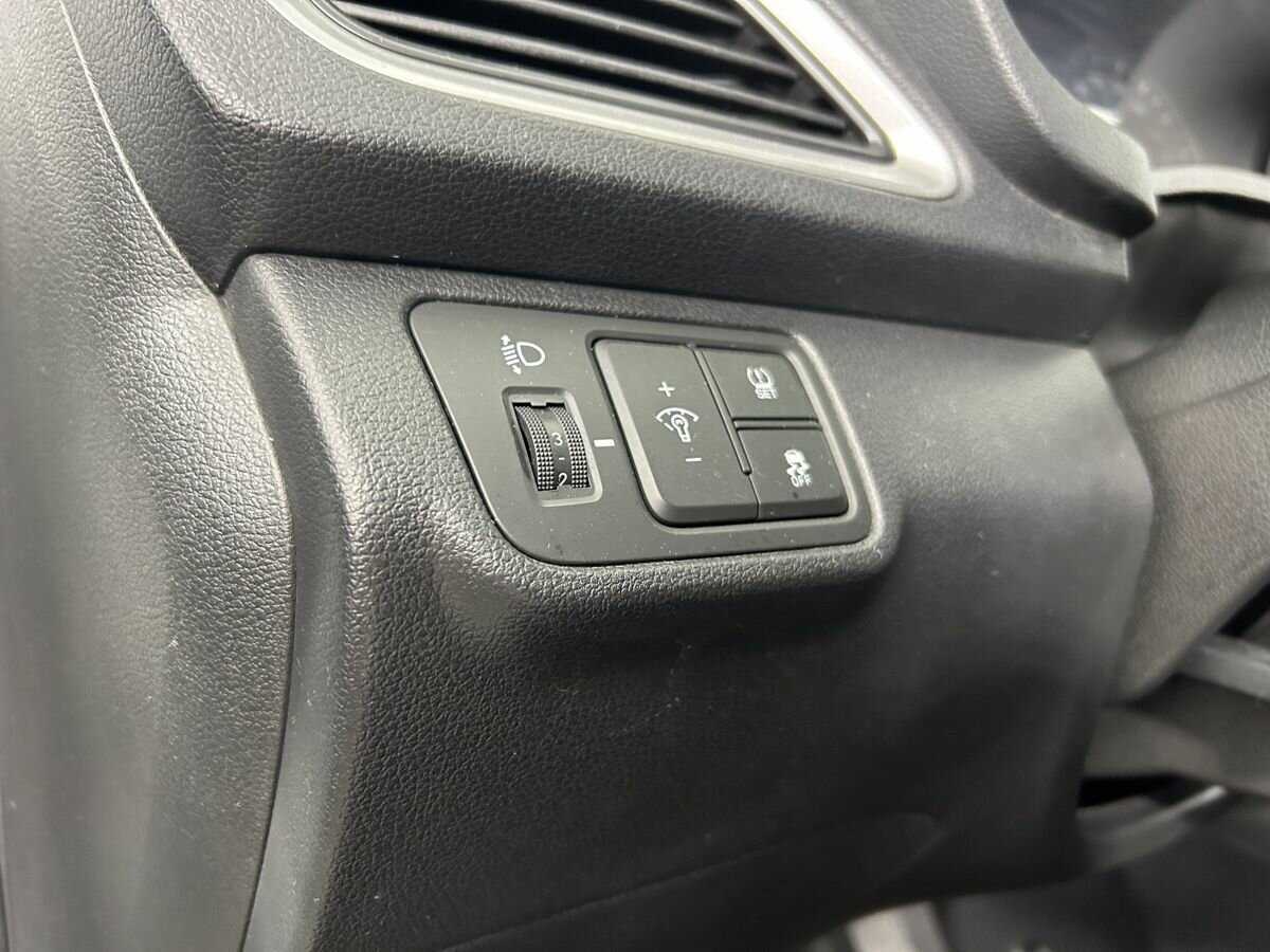 Б/У Хендай Солярис 2017 года. Фото: #8