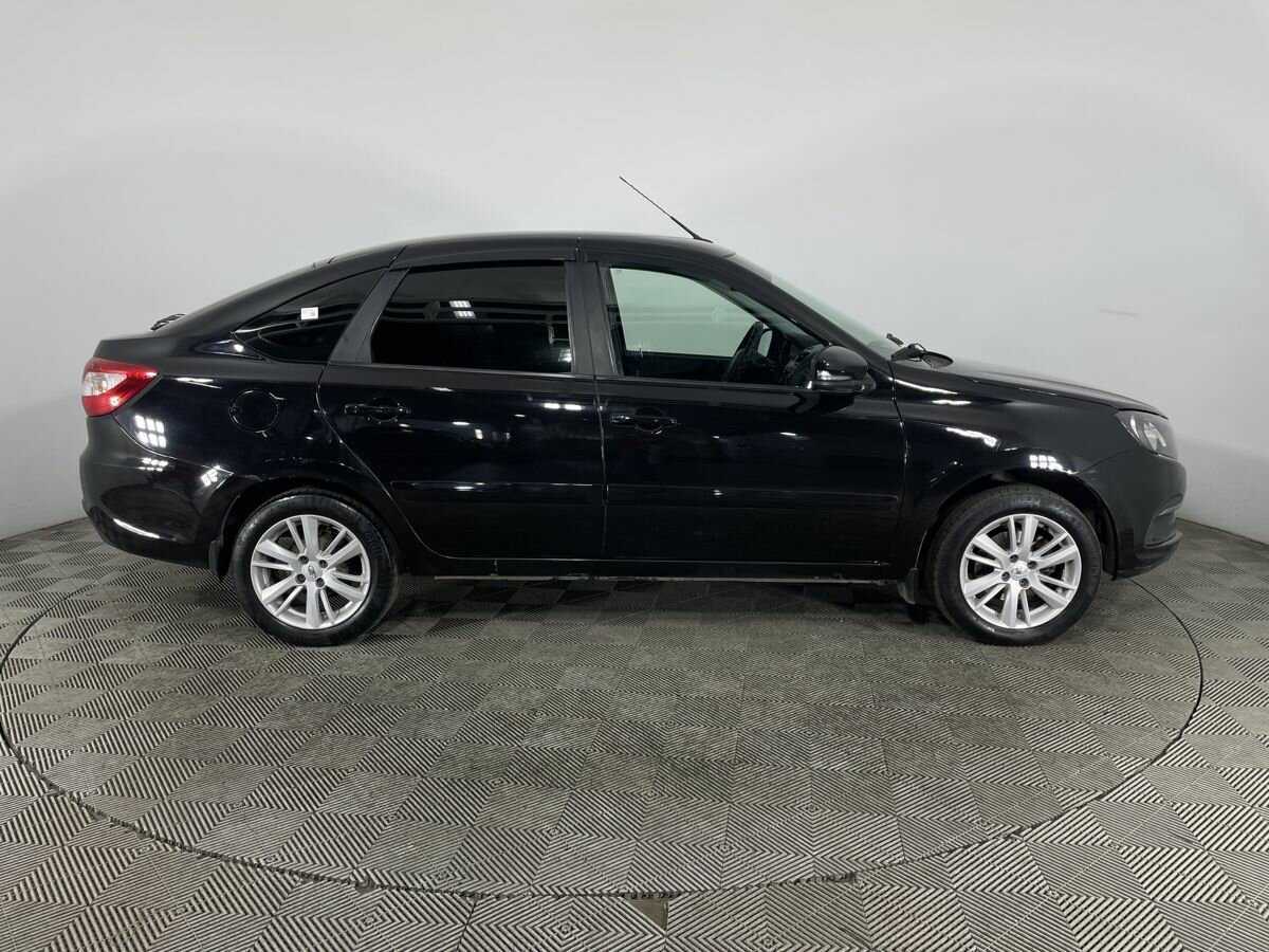 Б/У Лада (ВАЗ) Гранта 2019 года. Фото: #3