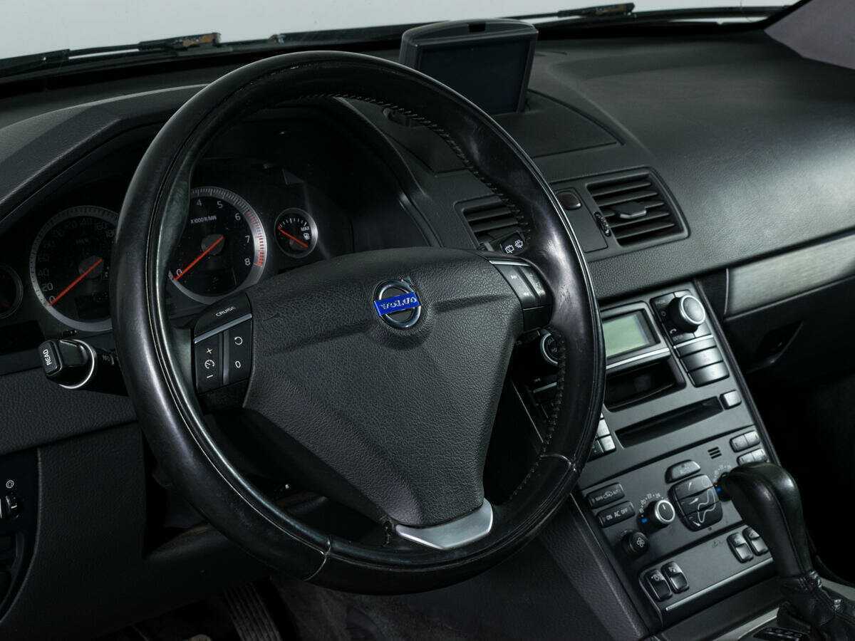 Б/У Вольво ИксЦ90 2012 года. Фото: #13